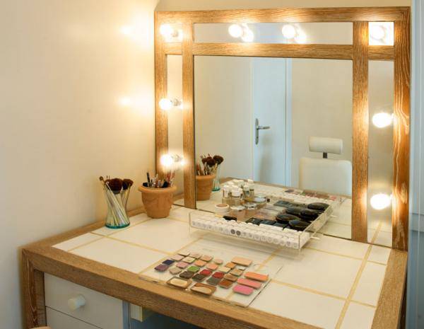 salon côté maquillage